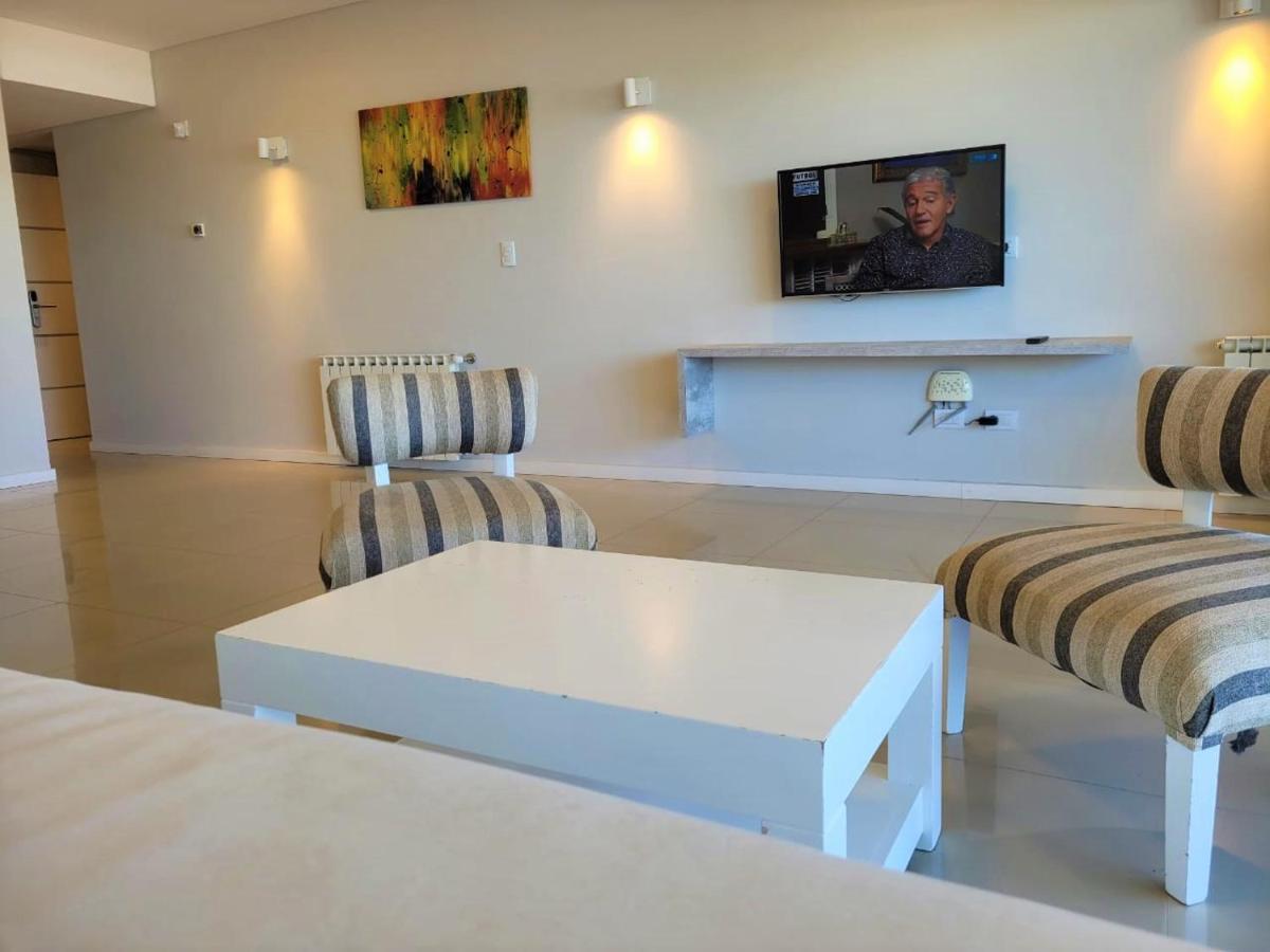 108 Y El Mar - Hotel Tejas Rojas Villa Gesell Extérieur photo