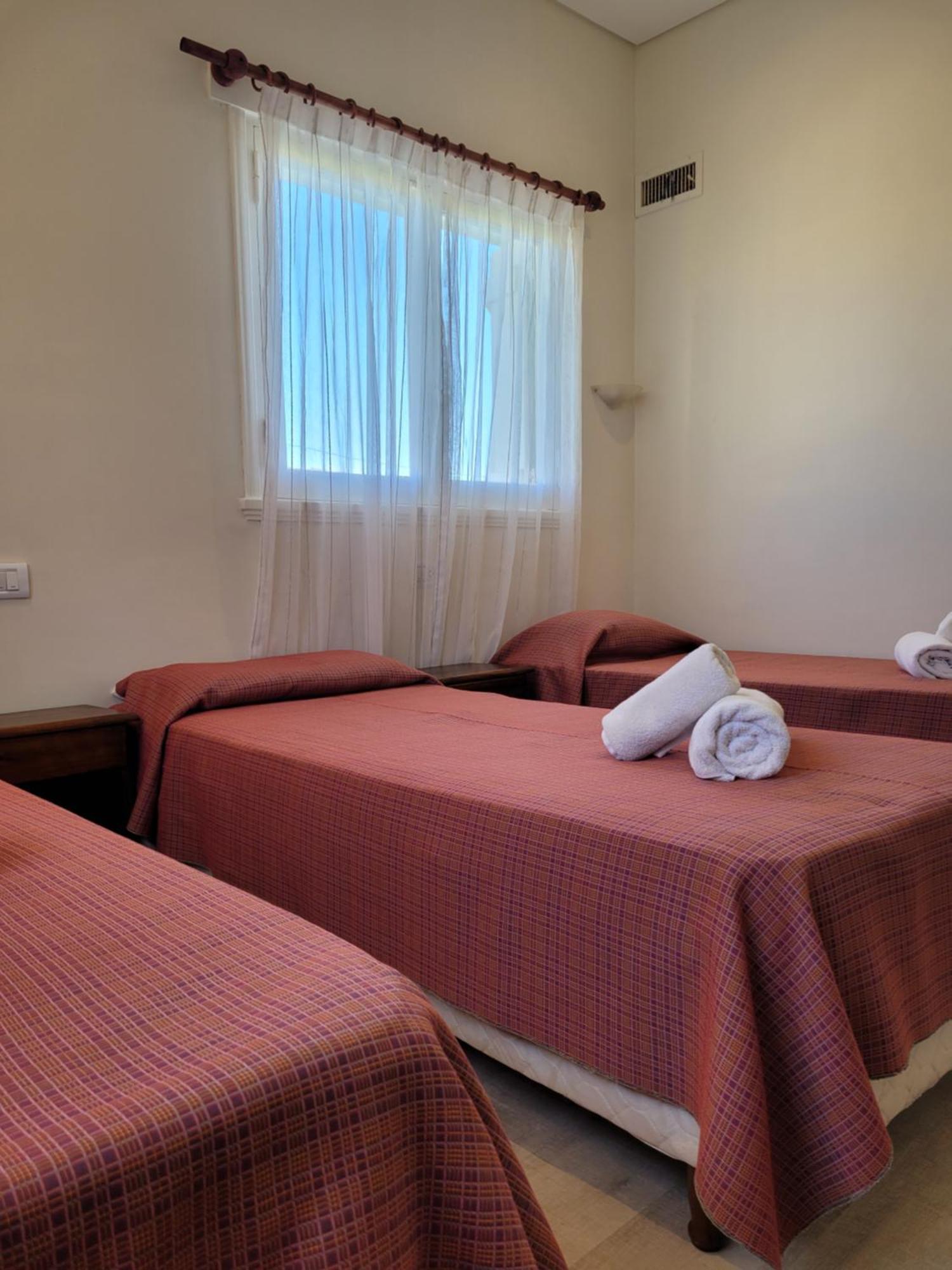 108 Y El Mar - Hotel Tejas Rojas Villa Gesell Chambre photo