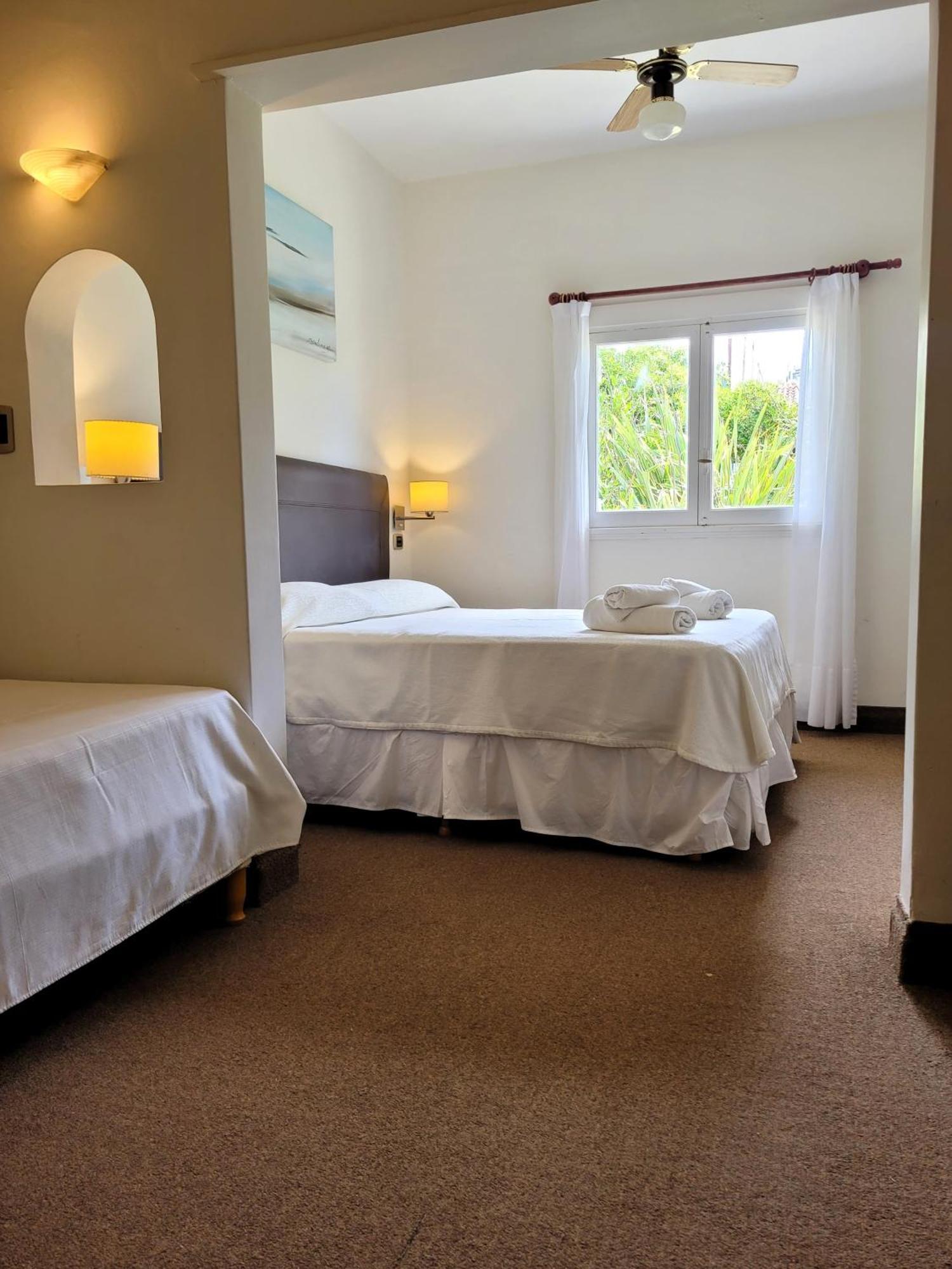 108 Y El Mar - Hotel Tejas Rojas Villa Gesell Extérieur photo