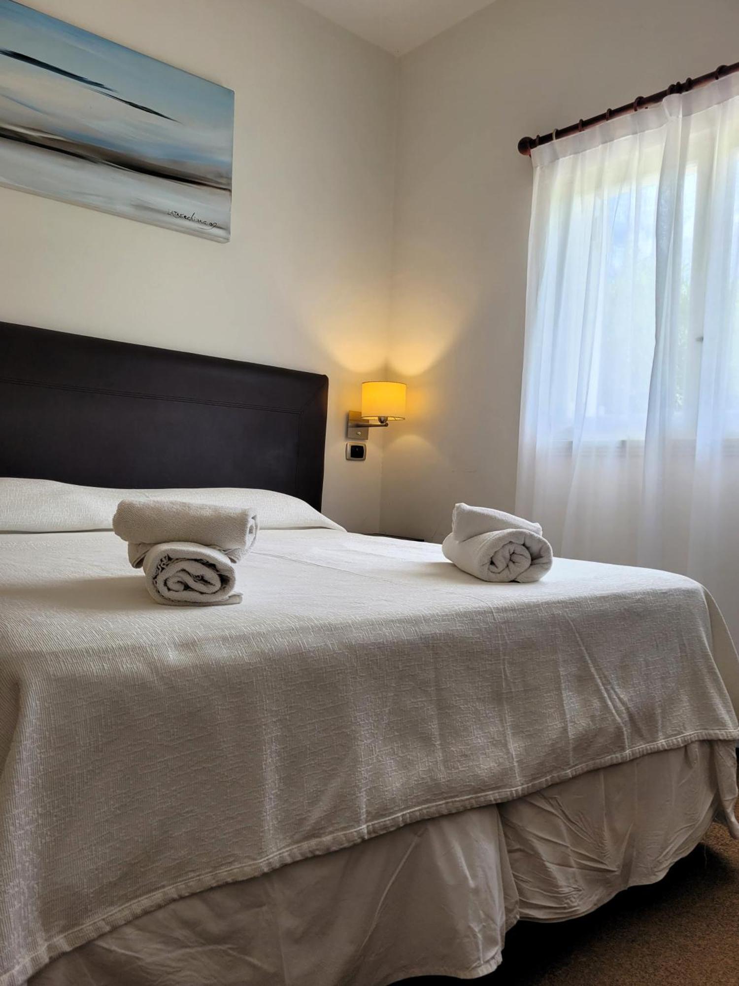 108 Y El Mar - Hotel Tejas Rojas Villa Gesell Extérieur photo