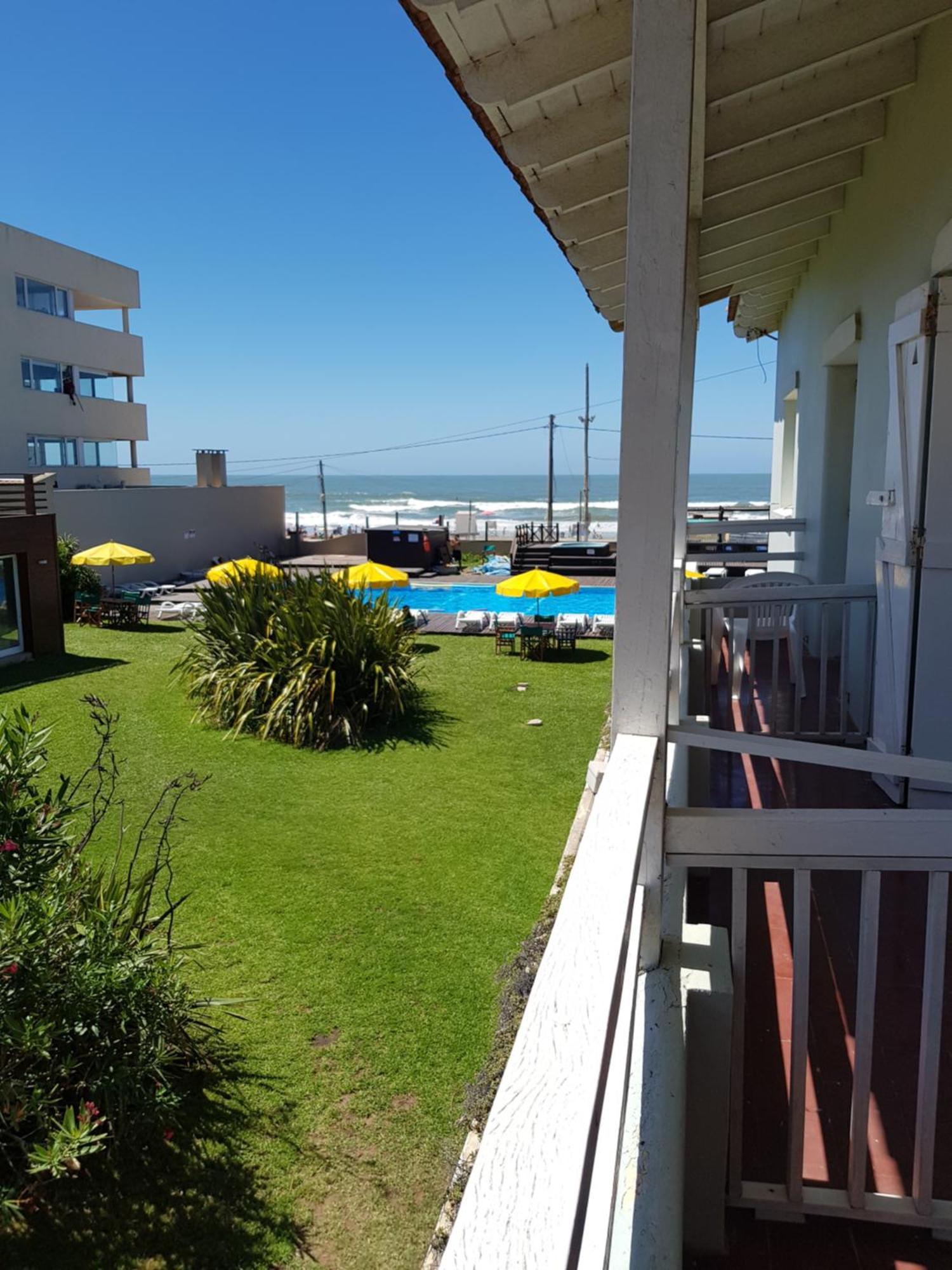 108 Y El Mar - Hotel Tejas Rojas Villa Gesell Extérieur photo