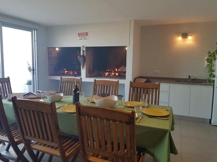 108 Y El Mar - Hotel Tejas Rojas Villa Gesell Extérieur photo